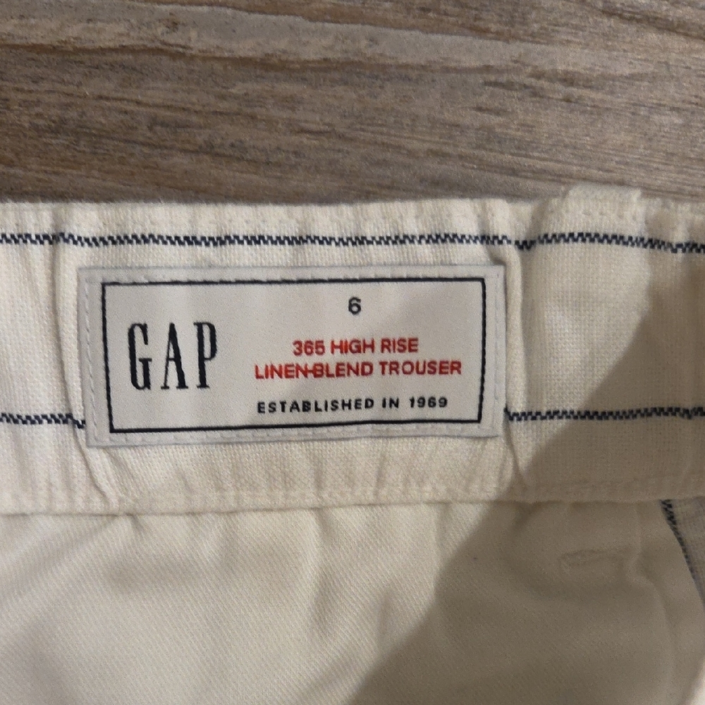 GAP Women's Cream and Black Striped Pantsuit - Picture 2 of 5